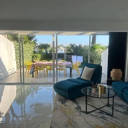 Villa Marina Victoria *